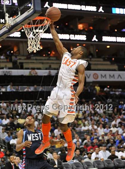 Thumbnail 3 in Jordan Brand Classic (All-American Game) photogallery.