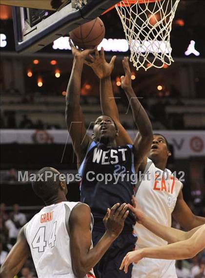 Thumbnail 2 in Jordan Brand Classic (All-American Game) photogallery.