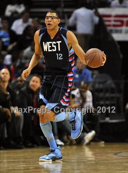 Thumbnail 3 in Jordan Brand Classic (All-American Game) photogallery.