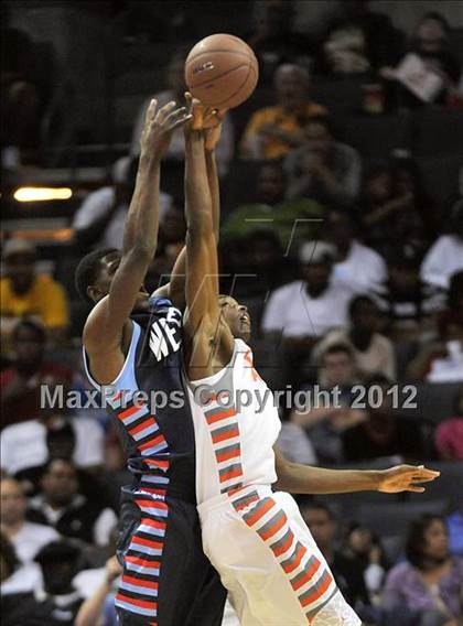 Thumbnail 2 in Jordan Brand Classic (All-American Game) photogallery.