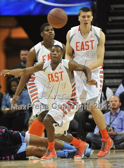 Thumbnail 2 in Jordan Brand Classic (All-American Game) photogallery.