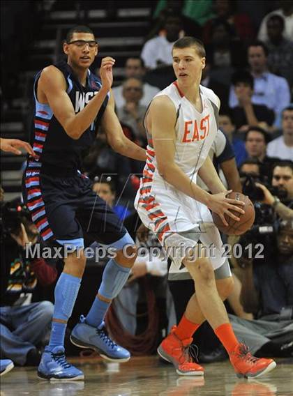 Thumbnail 3 in Jordan Brand Classic (All-American Game) photogallery.
