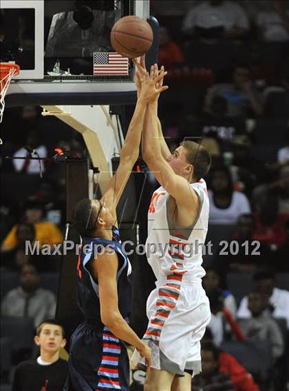 Thumbnail 2 in Jordan Brand Classic (All-American Game) photogallery.