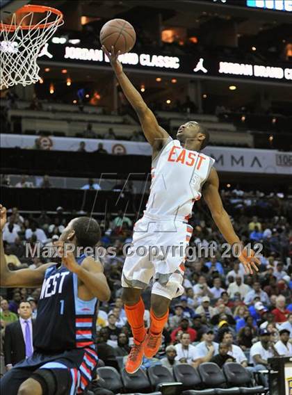 Thumbnail 3 in Jordan Brand Classic (All-American Game) photogallery.