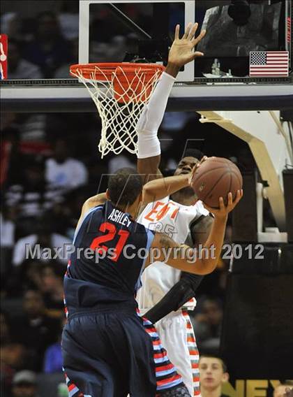 Thumbnail 3 in Jordan Brand Classic (All-American Game) photogallery.