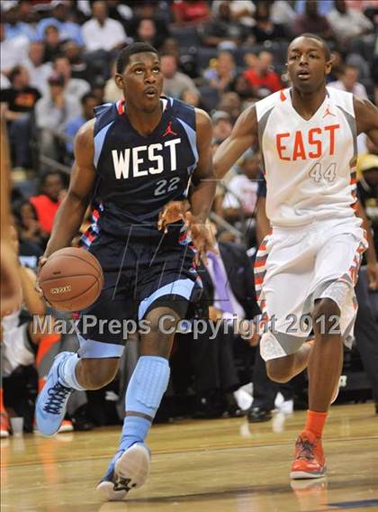 Thumbnail 2 in Jordan Brand Classic (All-American Game) photogallery.