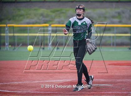 Thumbnail 2 in Centennial vs. South Salem (Medford Spring Break High School Fastpitch Classic) photogallery.