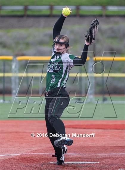 Thumbnail 3 in Centennial vs. South Salem (Medford Spring Break High School Fastpitch Classic) photogallery.