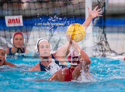 Thumbnail 3 in Mater Dei vs Newport Harbor (Bill Barnett Holiday Cup) photogallery.