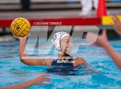 Thumbnail 2 in Mater Dei vs Newport Harbor (Bill Barnett Holiday Cup) photogallery.