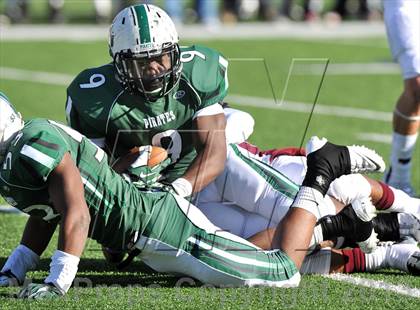 Thumbnail 1 in Poteet vs. Whitehouse (UIL 4A Regional Semifinal) photogallery.