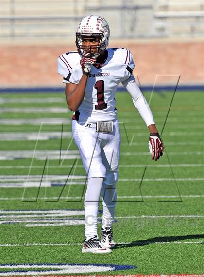 Thumbnail 2 in Poteet vs. Whitehouse (UIL 4A Regional Semifinal) photogallery.