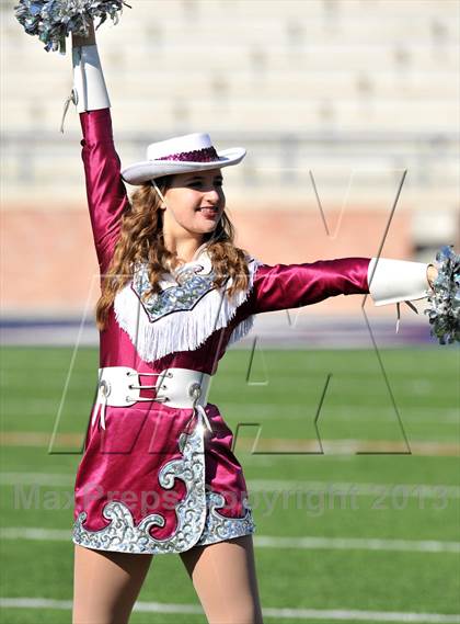 Thumbnail 3 in Poteet vs. Whitehouse (UIL 4A Regional Semifinal) photogallery.