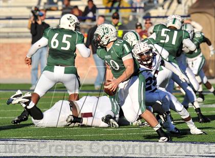 Thumbnail 3 in Poteet vs. Whitehouse (UIL 4A Regional Semifinal) photogallery.