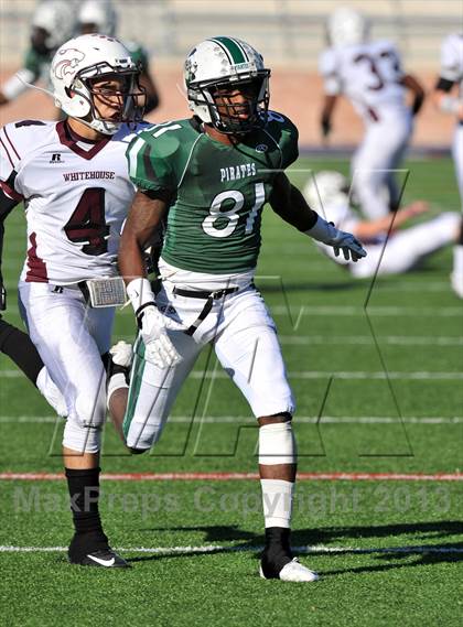 Thumbnail 3 in Poteet vs. Whitehouse (UIL 4A Regional Semifinal) photogallery.