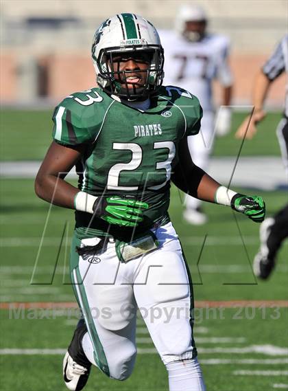 Thumbnail 2 in Poteet vs. Whitehouse (UIL 4A Regional Semifinal) photogallery.