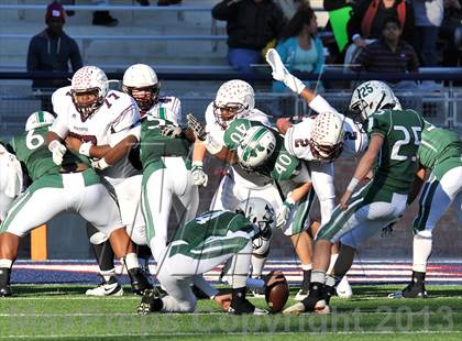 Thumbnail 2 in Poteet vs. Whitehouse (UIL 4A Regional Semifinal) photogallery.