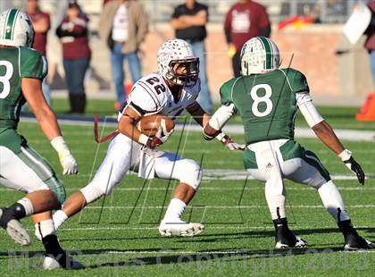 Thumbnail 2 in Poteet vs. Whitehouse (UIL 4A Regional Semifinal) photogallery.