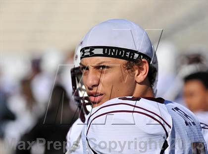 Thumbnail 1 in Poteet vs. Whitehouse (UIL 4A Regional Semifinal) photogallery.