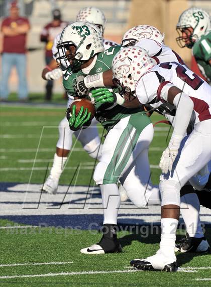 Thumbnail 2 in Poteet vs. Whitehouse (UIL 4A Regional Semifinal) photogallery.