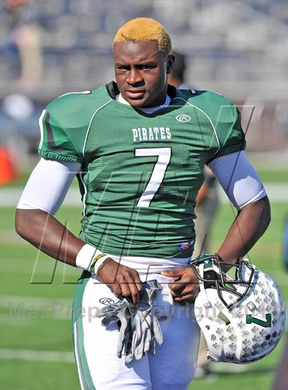 Thumbnail 2 in Poteet vs. Whitehouse (UIL 4A Regional Semifinal) photogallery.