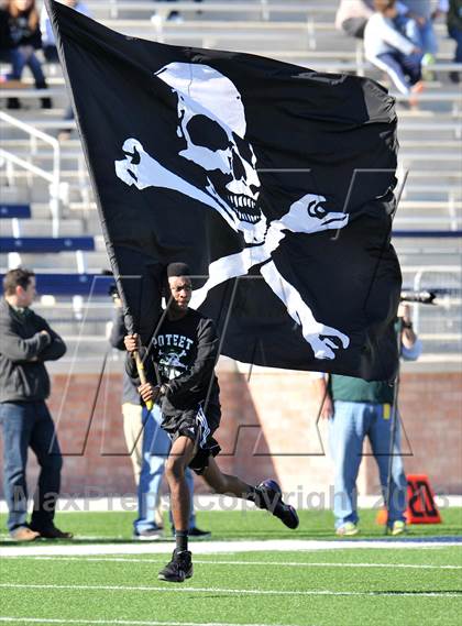 Thumbnail 3 in Poteet vs. Whitehouse (UIL 4A Regional Semifinal) photogallery.