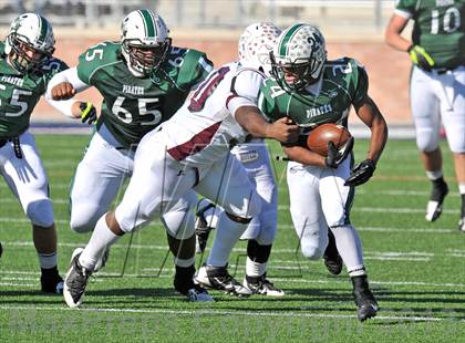 Thumbnail 2 in Poteet vs. Whitehouse (UIL 4A Regional Semifinal) photogallery.