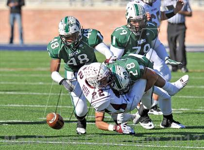 Thumbnail 3 in Poteet vs. Whitehouse (UIL 4A Regional Semifinal) photogallery.