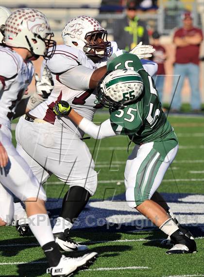 Thumbnail 3 in Poteet vs. Whitehouse (UIL 4A Regional Semifinal) photogallery.