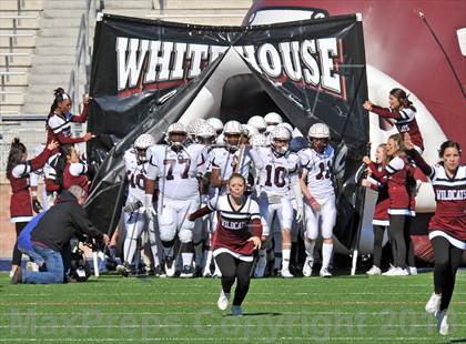 Thumbnail 2 in Poteet vs. Whitehouse (UIL 4A Regional Semifinal) photogallery.