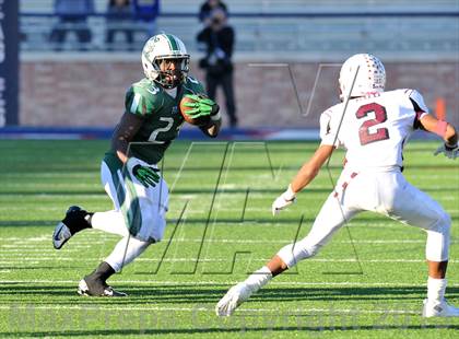 Thumbnail 2 in Poteet vs. Whitehouse (UIL 4A Regional Semifinal) photogallery.