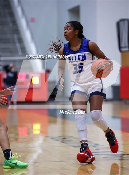 Thumbnail 1 in Little Elm vs Allen photogallery.