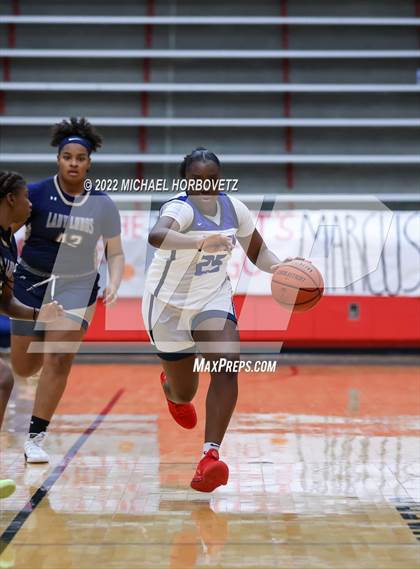 Thumbnail 1 in Little Elm vs Allen photogallery.