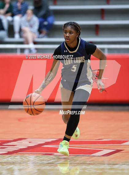 Thumbnail 1 in Little Elm vs Allen photogallery.