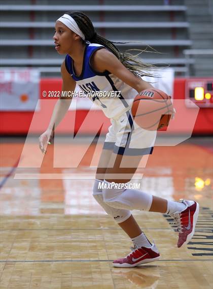Thumbnail 1 in Little Elm vs Allen photogallery.