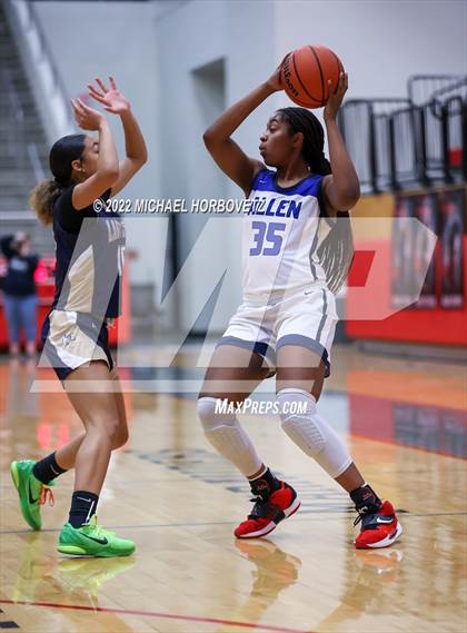 Thumbnail 1 in Little Elm vs Allen photogallery.