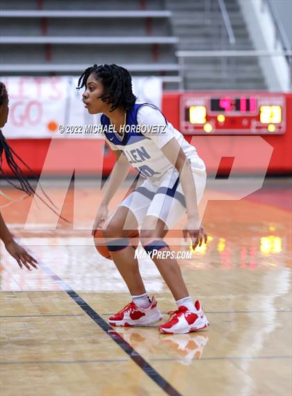 Thumbnail 2 in Little Elm vs Allen photogallery.