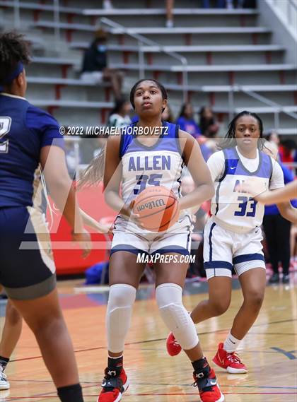Thumbnail 1 in Little Elm vs Allen photogallery.