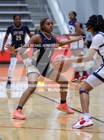 Thumbnail 3 in Little Elm vs Allen photogallery.