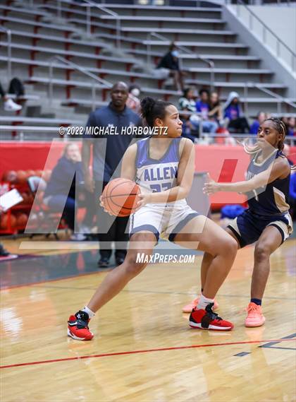 Thumbnail 1 in Little Elm vs Allen photogallery.