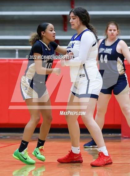 Thumbnail 1 in Little Elm vs Allen photogallery.