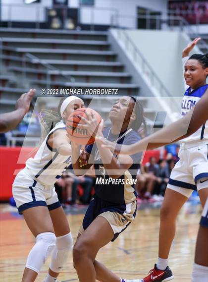 Thumbnail 2 in Little Elm vs Allen photogallery.