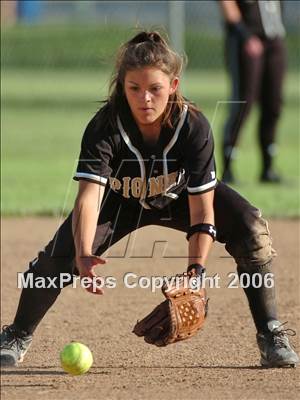Thumbnail 2 in Pioneer vs Calaveras (D4 Section Final) photogallery.