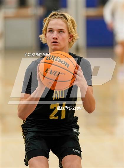 Thumbnail 2 in Rio Americano @ Inderkum photogallery.