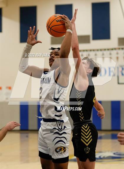 Thumbnail 2 in Rio Americano @ Inderkum photogallery.