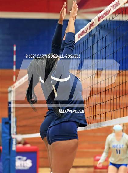 Thumbnail 3 in Northside - Jacksonville @ West Carteret photogallery.