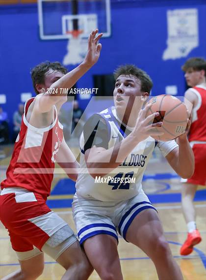 Thumbnail 3 in Connersville vs Batesville (IHSAA 3A Section 29 Semifinal) photogallery.