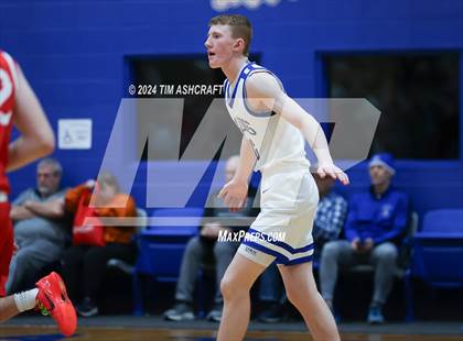 Thumbnail 2 in Connersville vs Batesville (IHSAA 3A Section 29 Semifinal) photogallery.