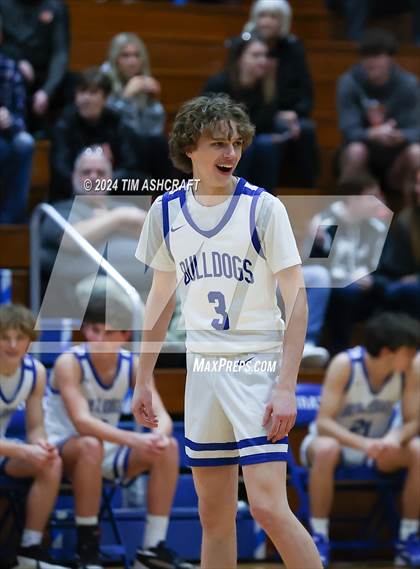 Thumbnail 2 in Connersville vs Batesville (IHSAA 3A Section 29 Semifinal) photogallery.