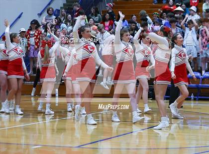 Thumbnail 2 in Connersville vs Batesville (IHSAA 3A Section 29 Semifinal) photogallery.